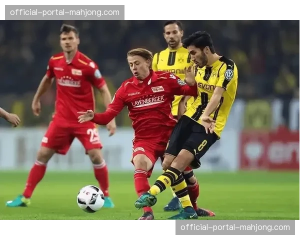 柏林联合主场气势如虹，终结勒沃库森不败纪录