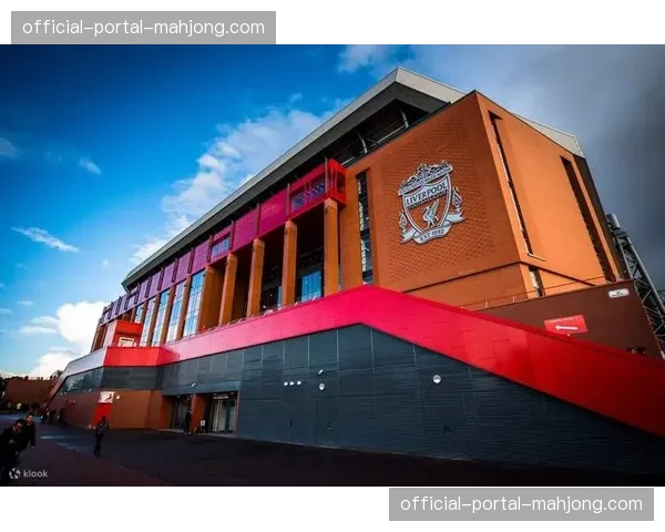 为吸引国际游客，马赛推出“足球周末”旅行套餐，包含比赛门票与城市游览